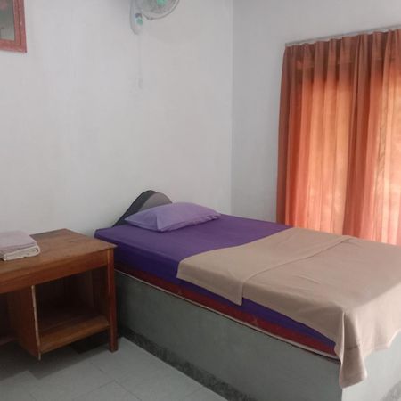 Ramdan Homestay Kuta  Екстериор снимка