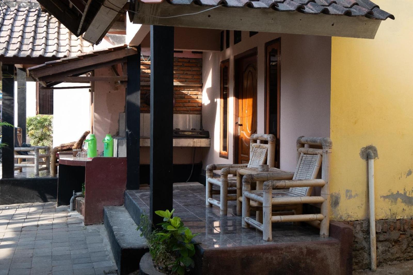 Ramdan Homestay Kuta  Екстериор снимка