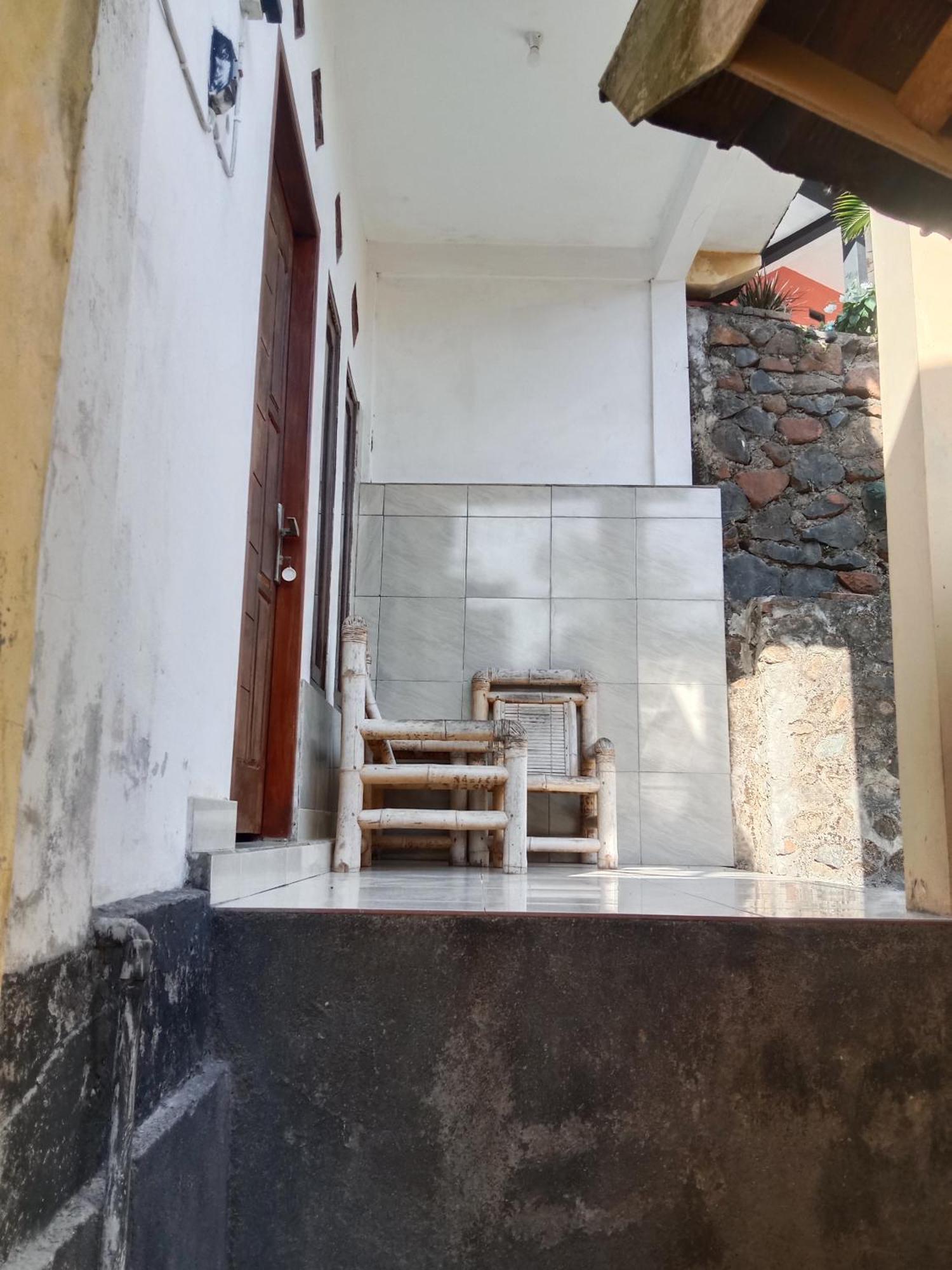 Ramdan Homestay Kuta  Екстериор снимка