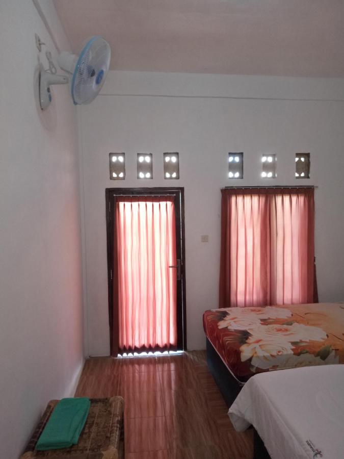 Ramdan Homestay Kuta  Екстериор снимка